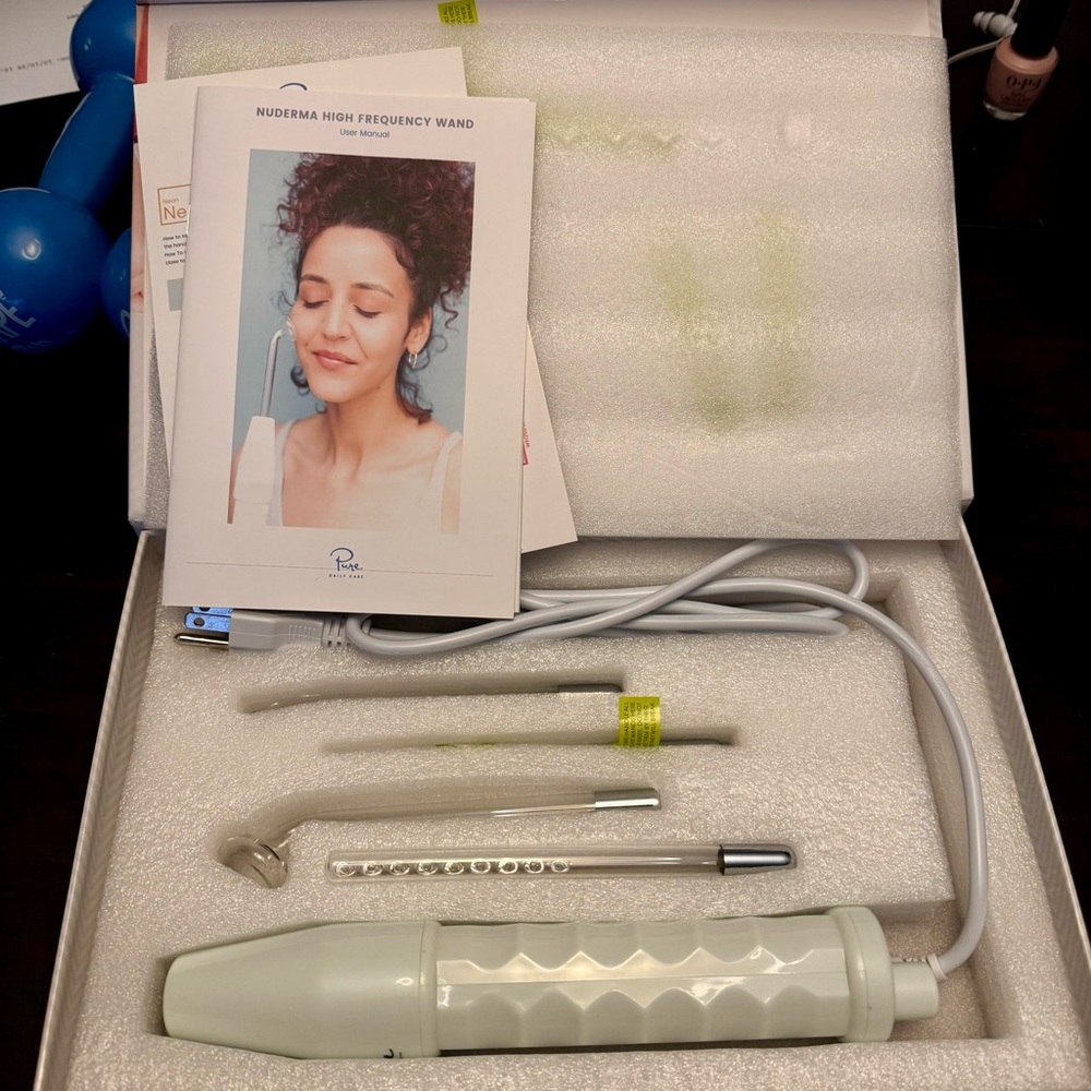 NuDerma Skin Therapy Wand – Anti-Aging/Wrinkle, Skin Tightening, Clarifying - Picture 11 of 11